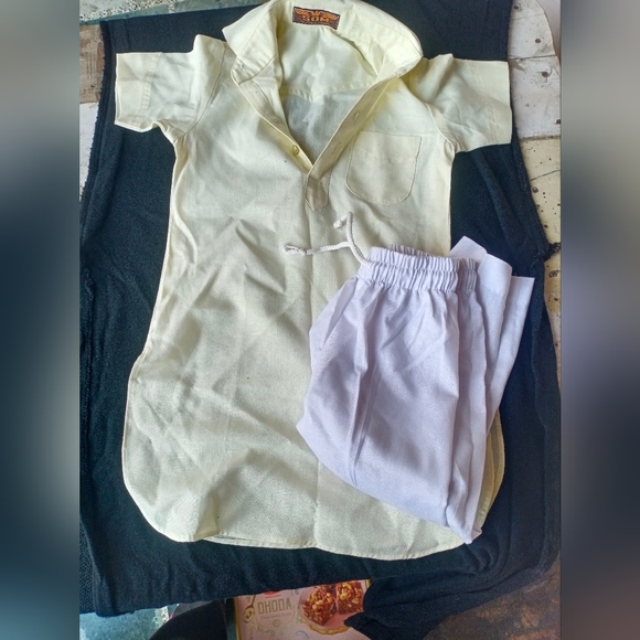❌️SOLD‼️Combo Kurta Pajama (2 Kurta 1 Pajama) - Picture 2 of 6